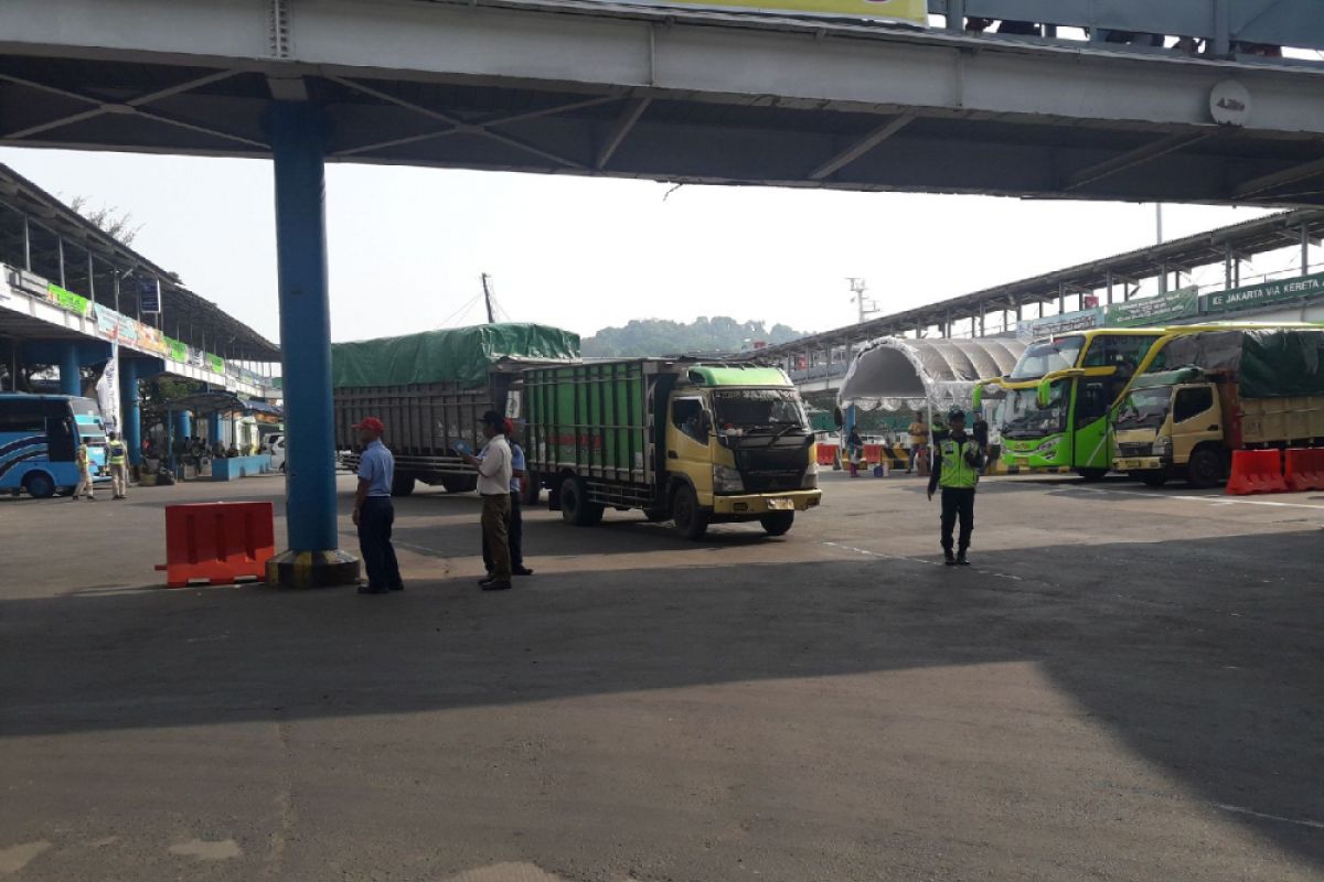 Arus Mudik - H-4 Lebaran Pelabuhan Merak Masih Lengang