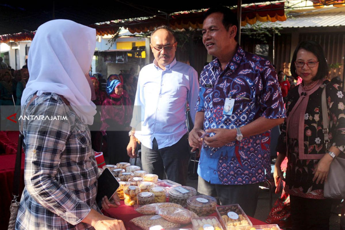 Pemkot Surabaya Dorong Pelaku UKM Kembangkan Produknya