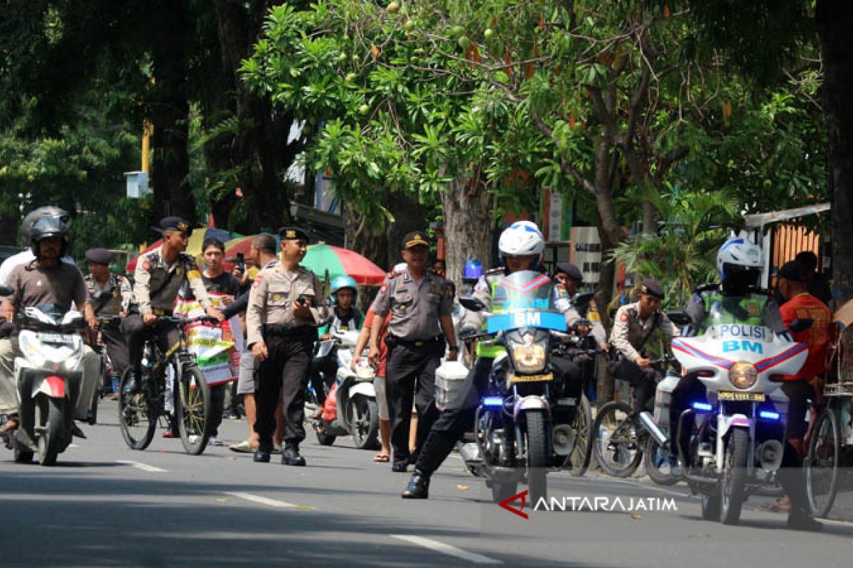 Polisi Bojonegoro Rekayasa Jalur Alternatif Atas Kemacetan