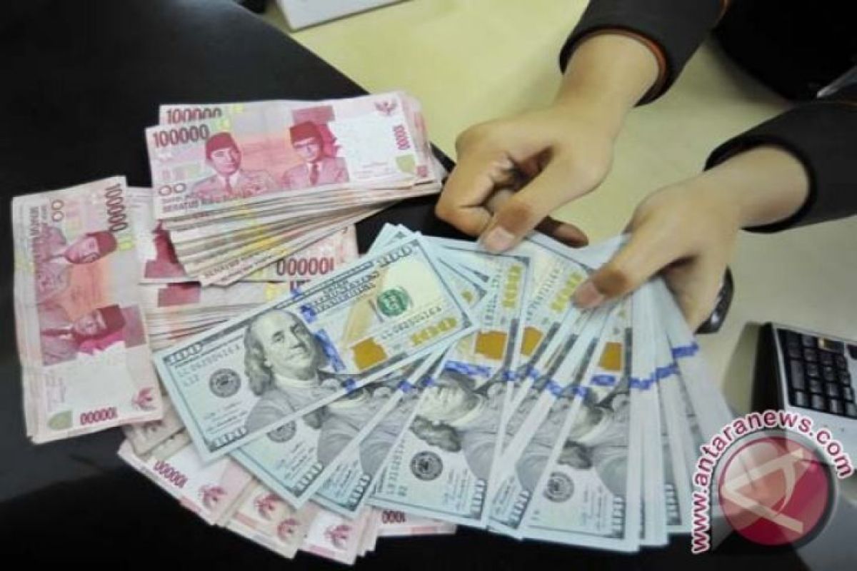 Rupiah Jumat sore melemah menjadi Rp14.473