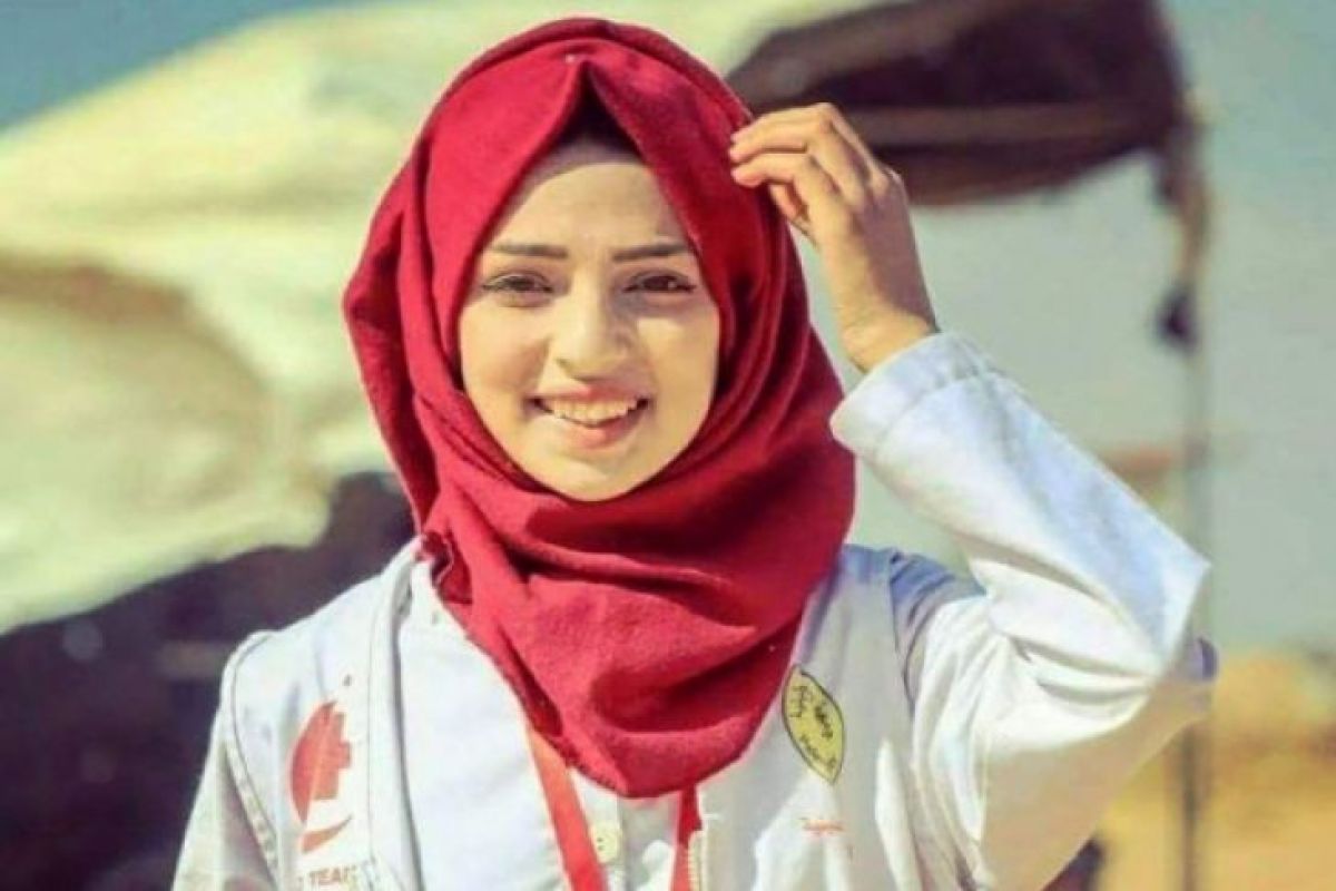 Ribuan orang hadiri pemakaman Razan al-Najjar di Gaza