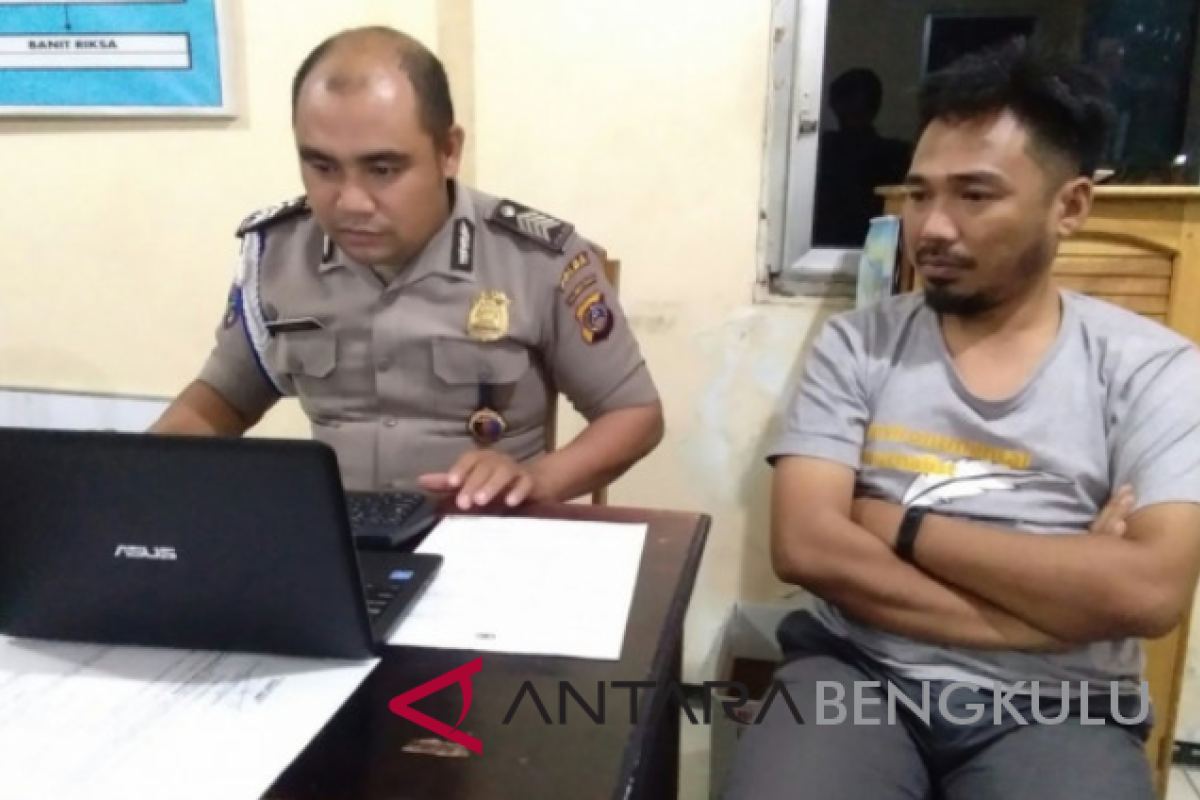 Ketua AJI Kota Palu dianiaya oknum polisi