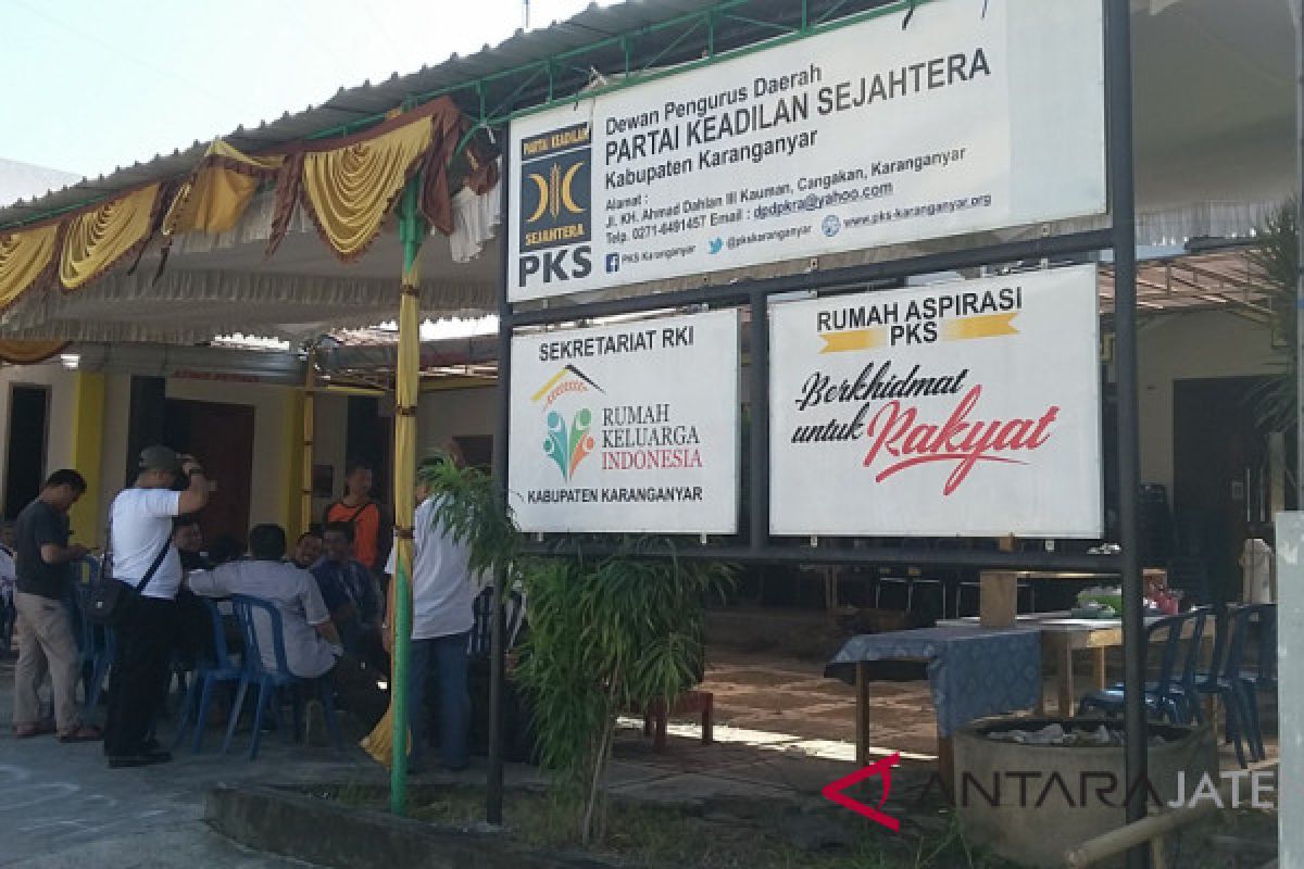 2 tim sukses Pilkada Karanganyar hitung cepat