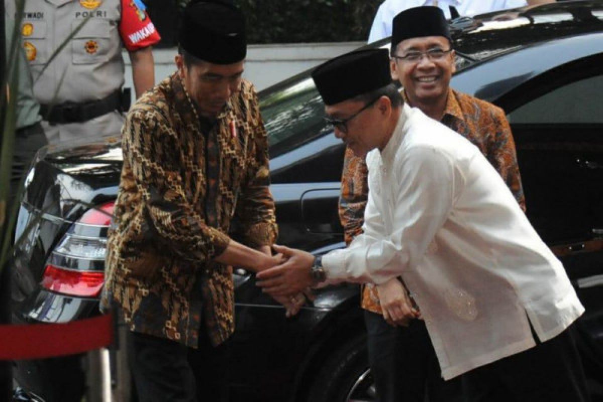 Ketua MPR: Stigma Presiden Jokowi jauhi umat Islam terbantahkan