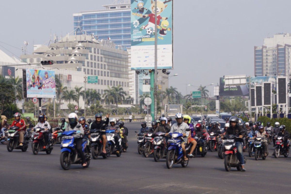 Kepadatan kendaraan di jalur mudik Bekasi menurun