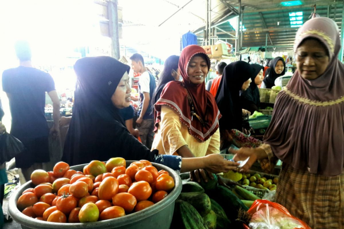 Pasar-pasar di Jakarta ramai pembeli jelang Lebaran