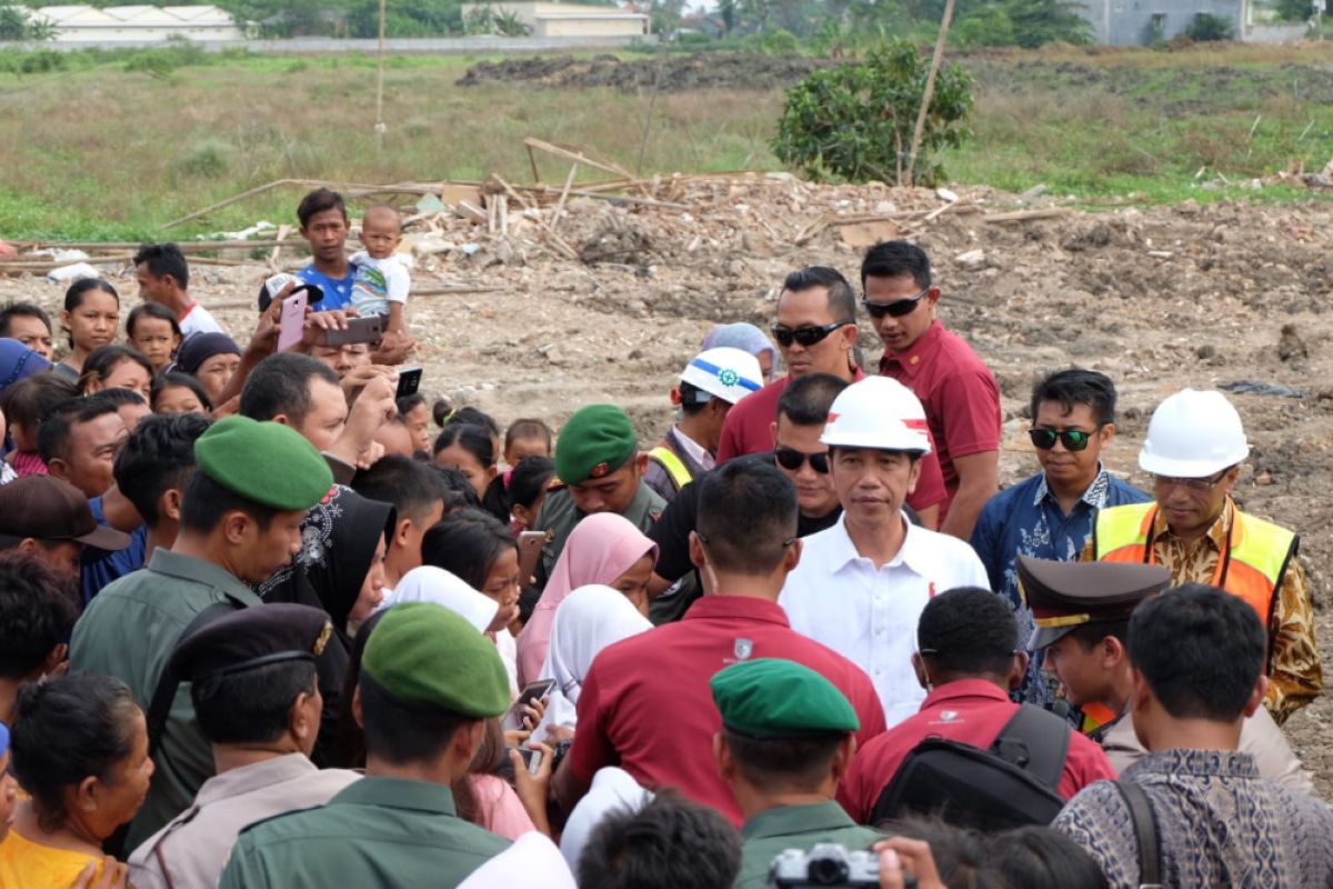 Presiden Jokowi selalu "rayakan" ulang tahunnya dengan blusukan