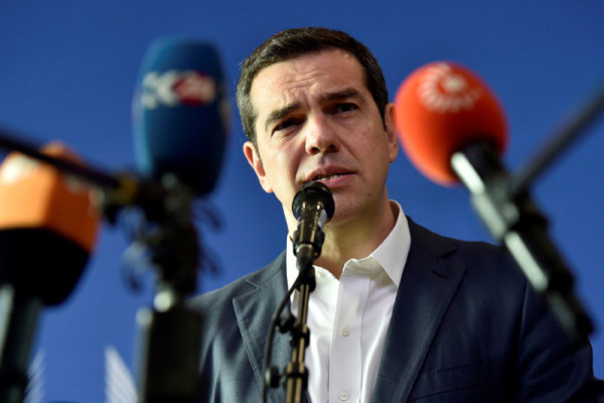 Pemimpin oposisi Yunani serukan PM harus mundur