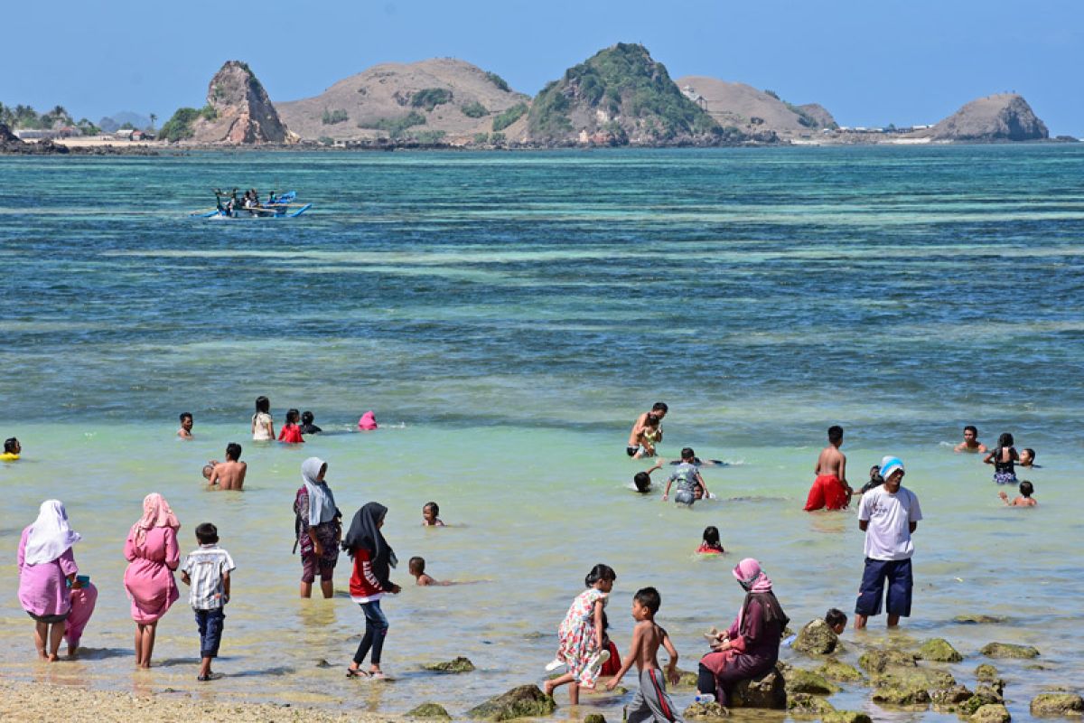 Lombok, Bali remain conducive to tourism: Ministry