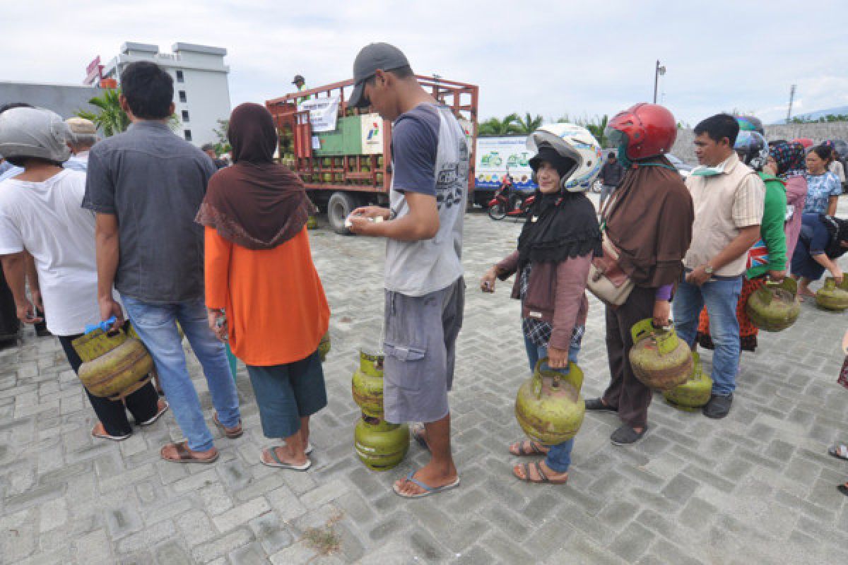 Pertamina pasok 3.300 tabung elpiji ke Palu