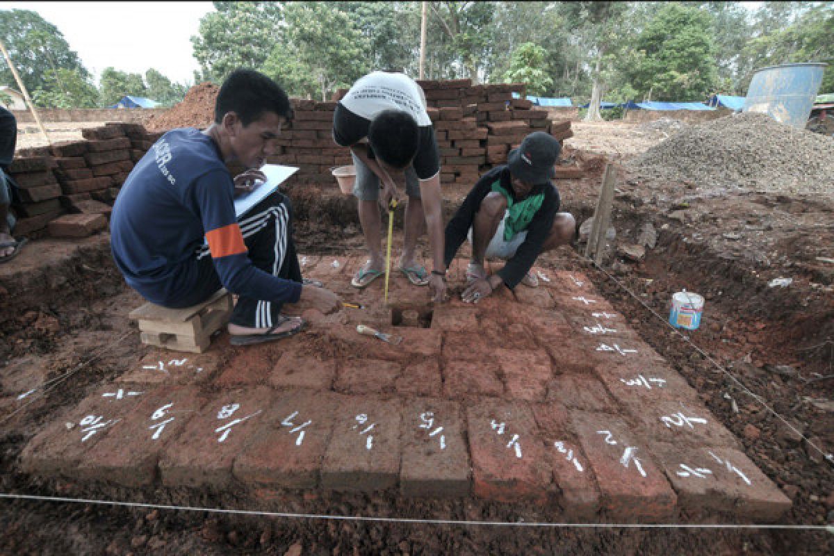Penemuan arkeologis "kubur tempayan" di Sungai Bahar dikaji BPCB Jambi