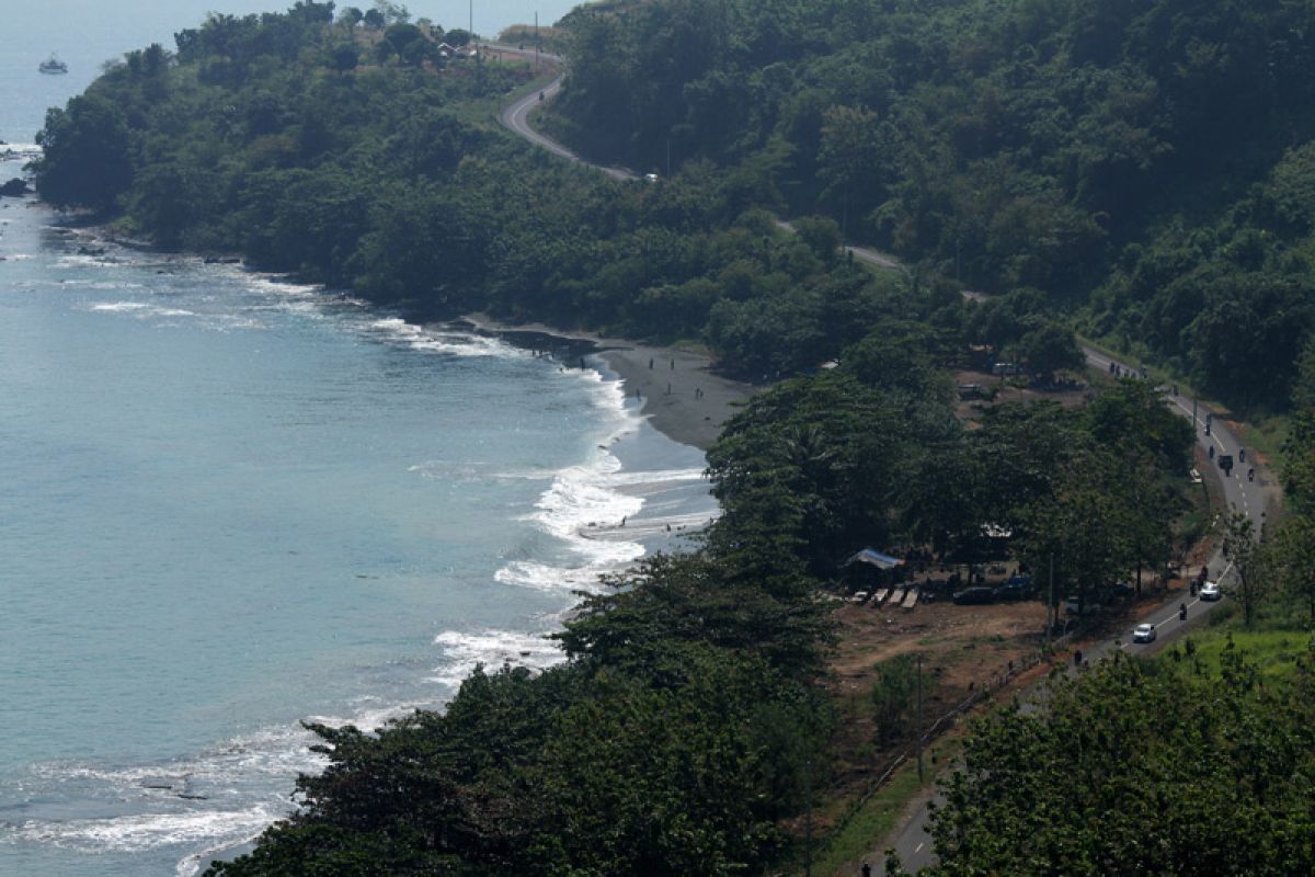 Pakar: Geopark Ciletuh rawan gempa dan tsunami