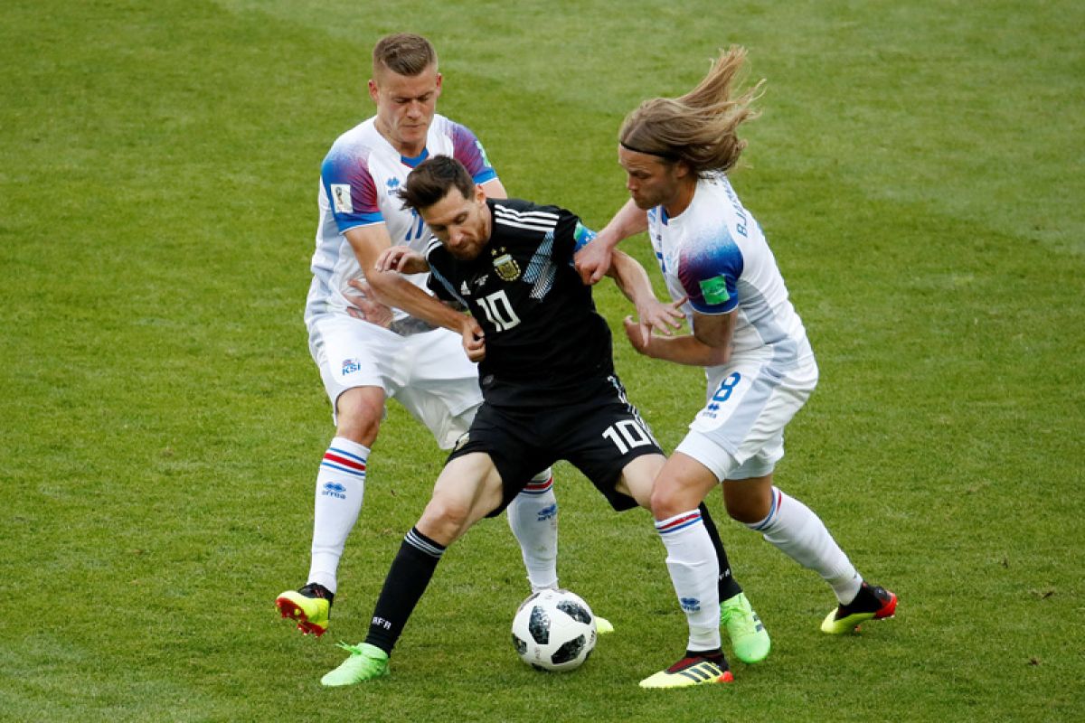 Menghitung peluang lolos Argentina dari Grup D Piala Dunia