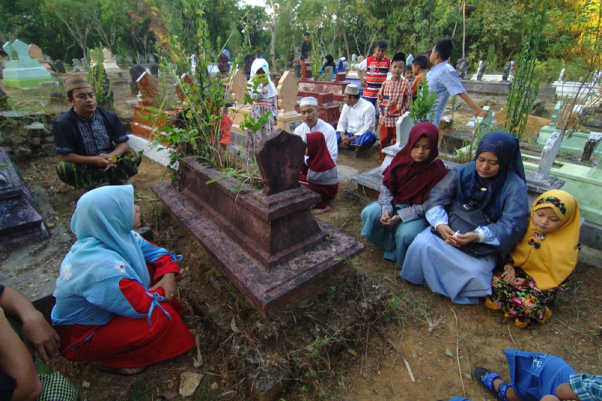 Komplek makam tokoh Riau dirusak