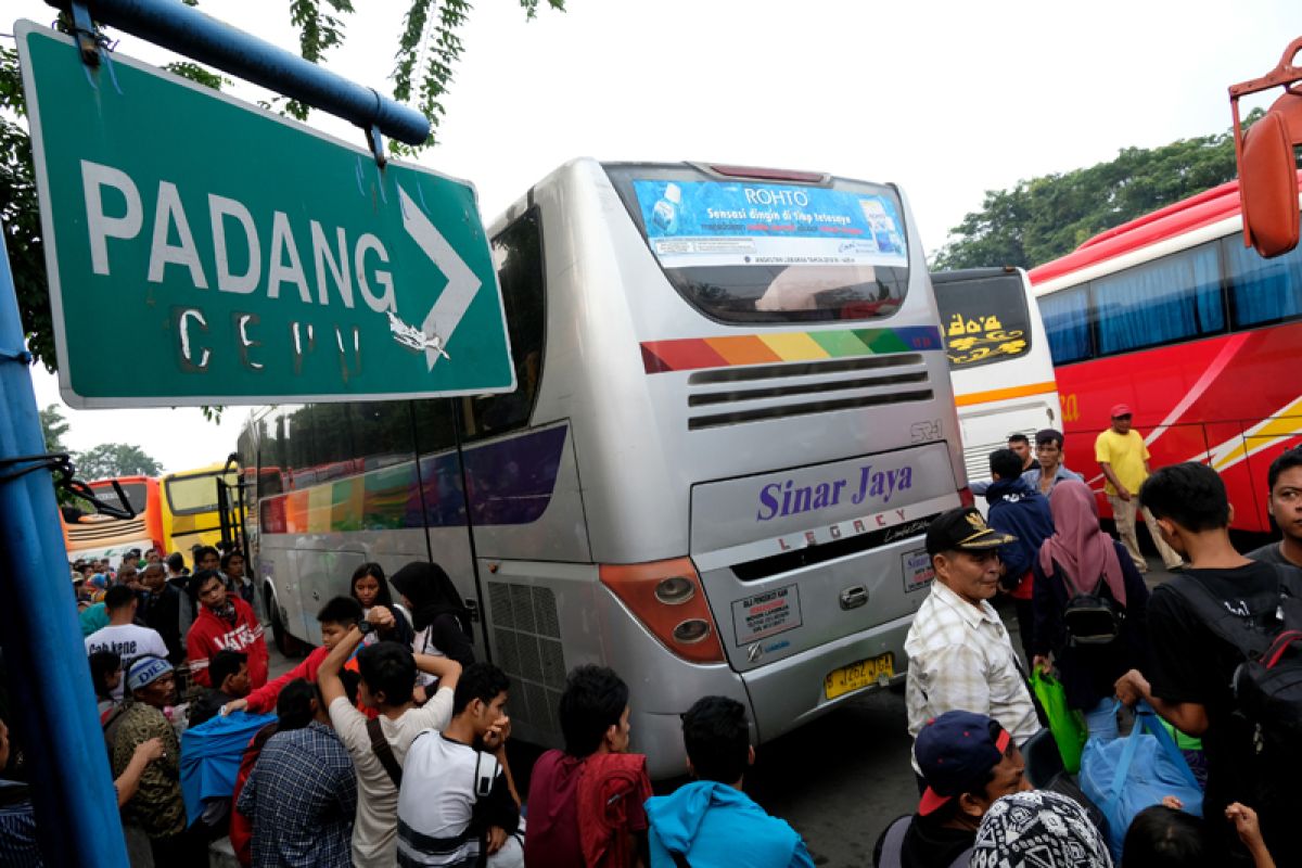 Terminal Kalideres telah uji kelaikan 326 bus