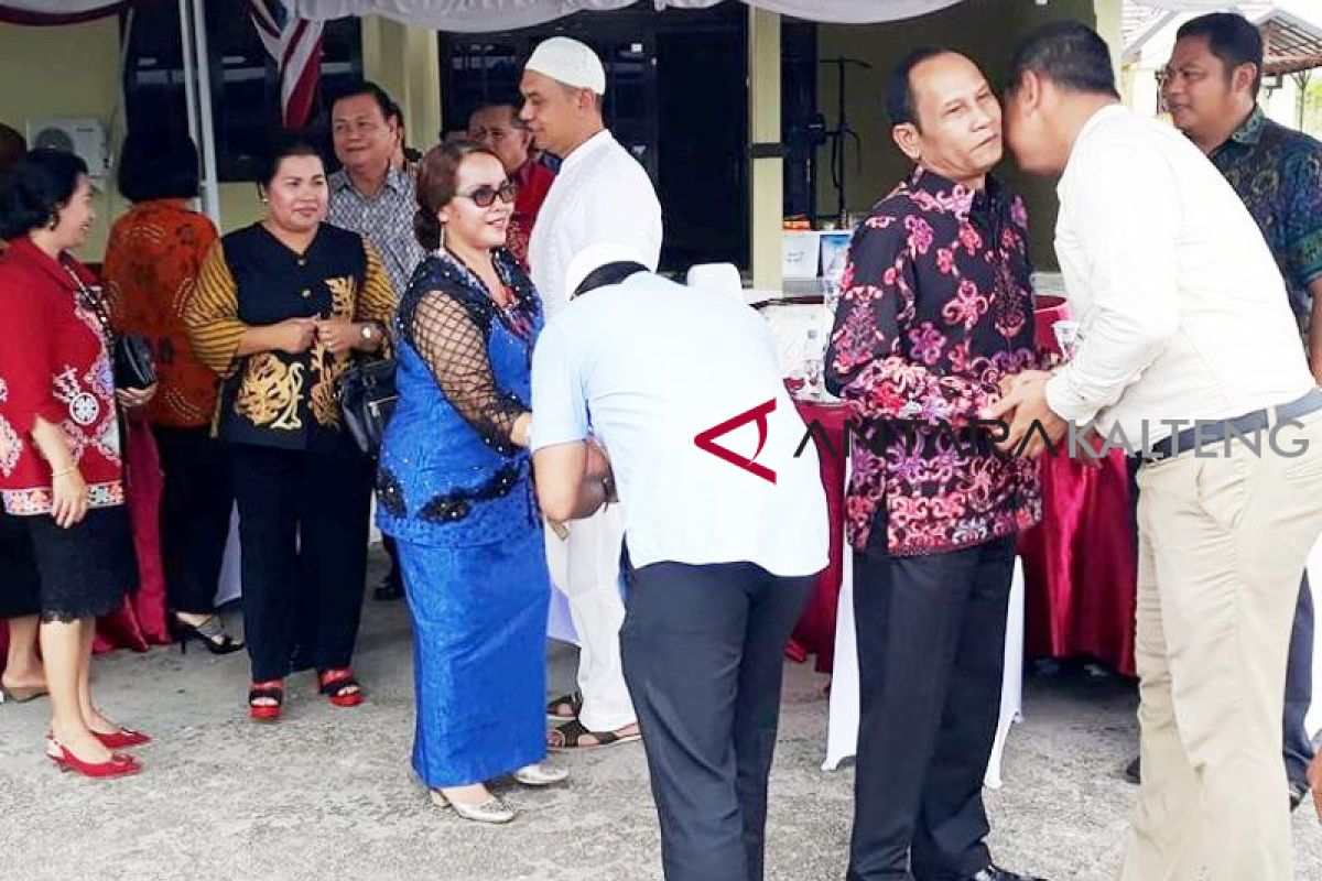 Bupati ingatkan ASN Gumas tidak tambah libur Lebaran