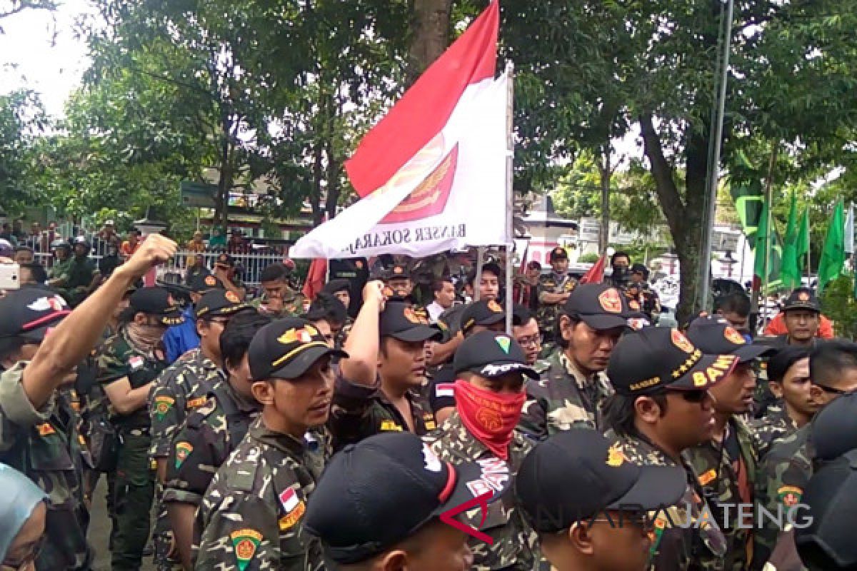 Banser unjuk rasa, PDIP Banyumas cabut laporan dugaan politik uang