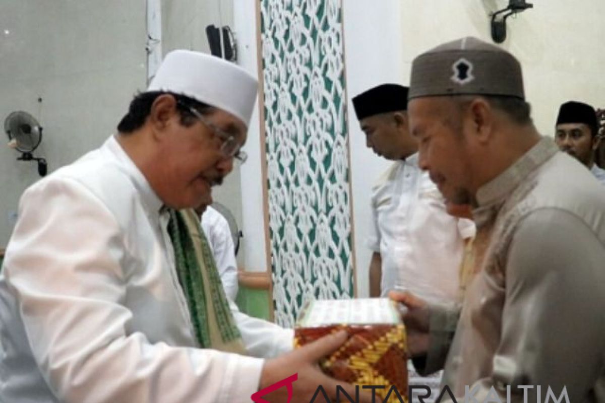 Bupati Paser tuntaskan safari Ramadhan di Batu Sopang