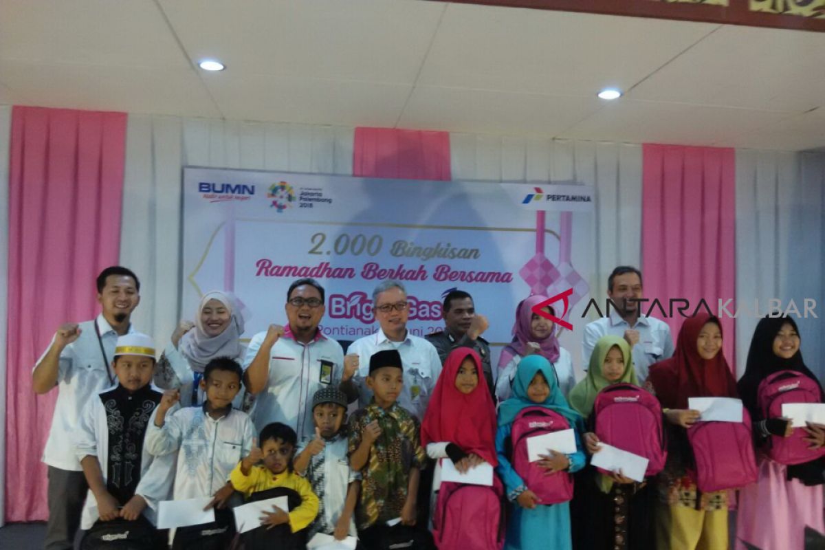 Pertamina bagikan bingkisan ramadhan pada anak yatim