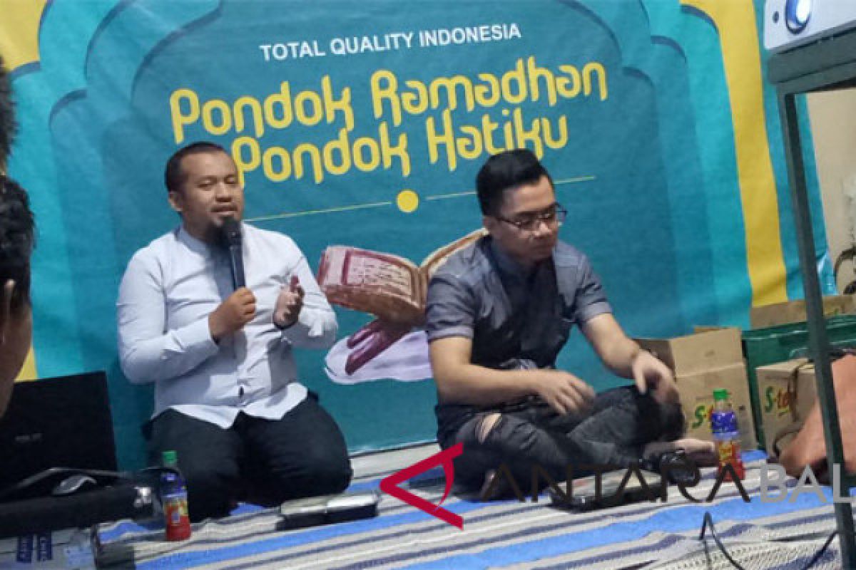 Johan Yan gratiskan haji karyawan Muslim