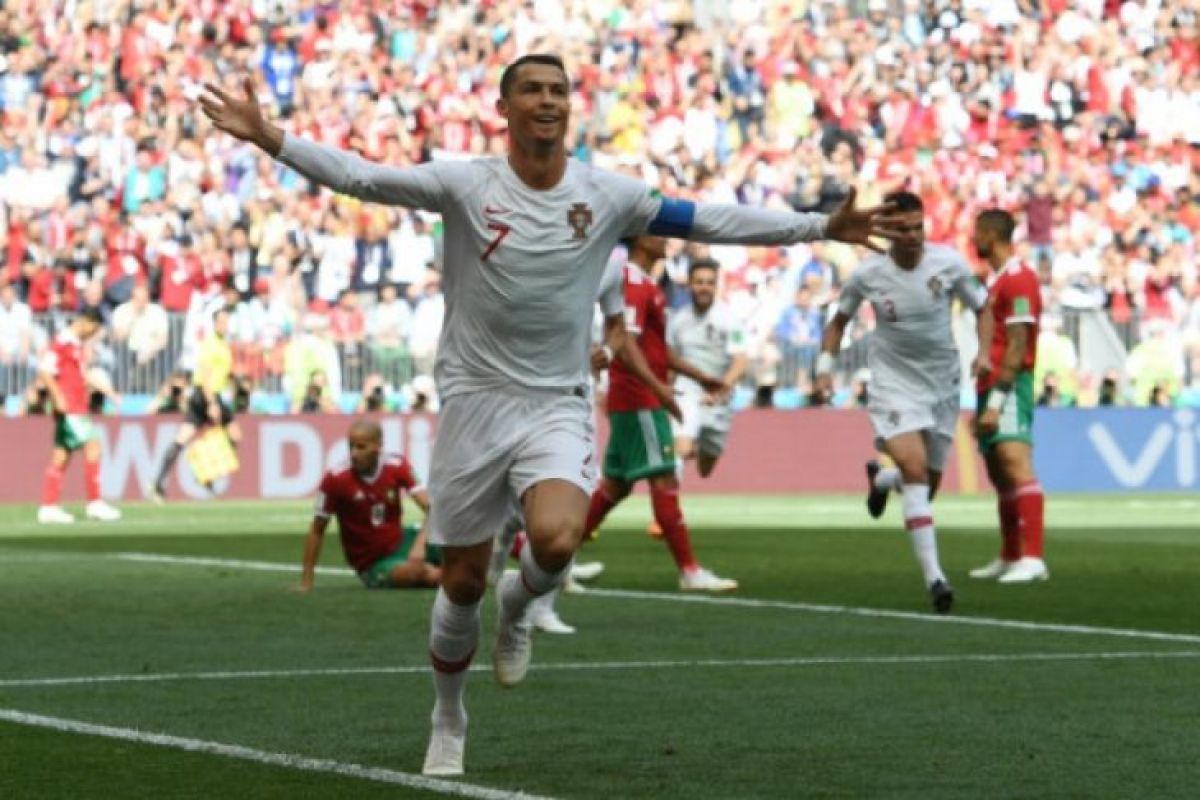 Gol sundulan Ronaldo bawa Portugal menang  atas Maroko