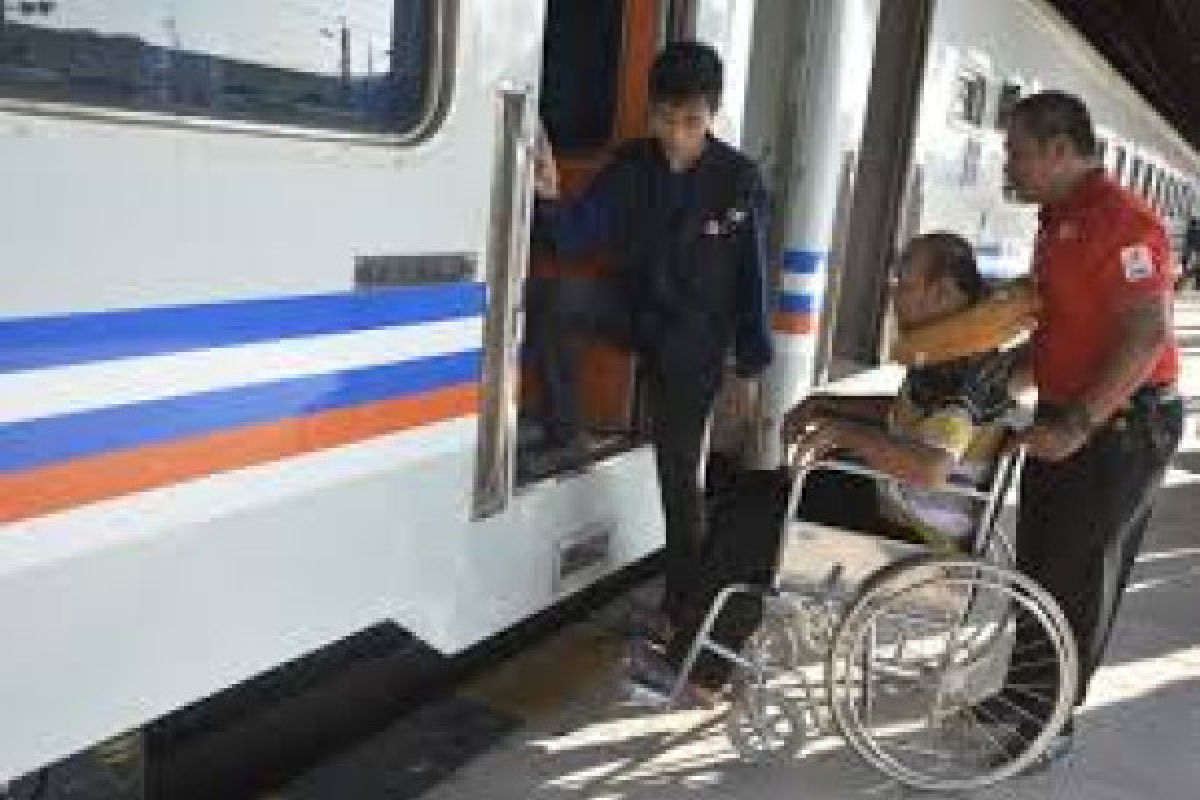 Arus Mudik - Stasiun Rangkasbitung Sediakan Fasilitas Penyandang Cacat