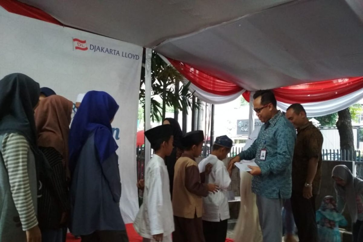 Djakarta Lloyd Berangkatan 500 Pemudik Gratis