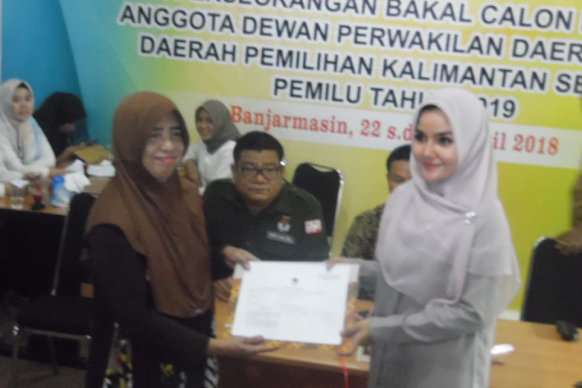 Dua Srikandi kalsel optimis lolos bacalon DPD