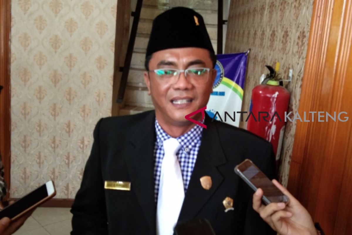 BK DPRD Palangka Raya diminta evaluasi kehadiran anggota