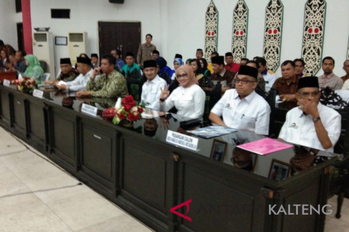 DPRD gelar paripurna penyampaian visi-misi peserta Pilkada