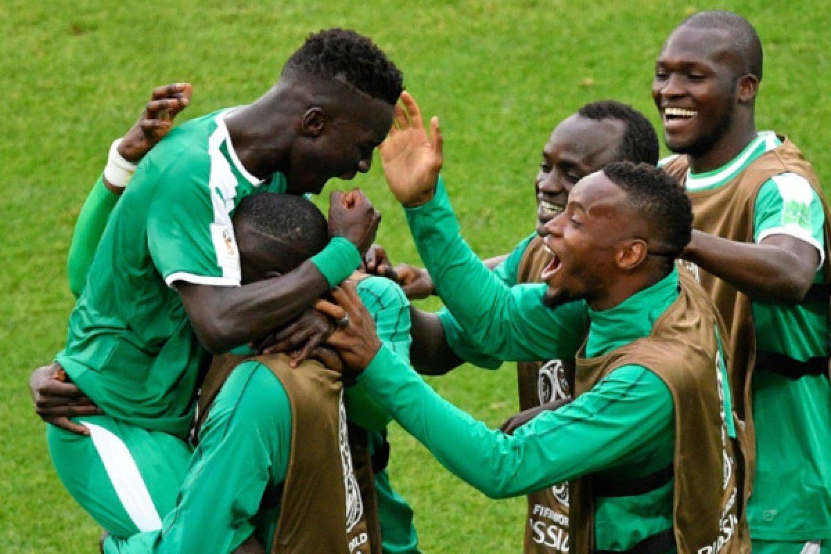 Senegal unggul 1-0 atas Polandia di babak pertama