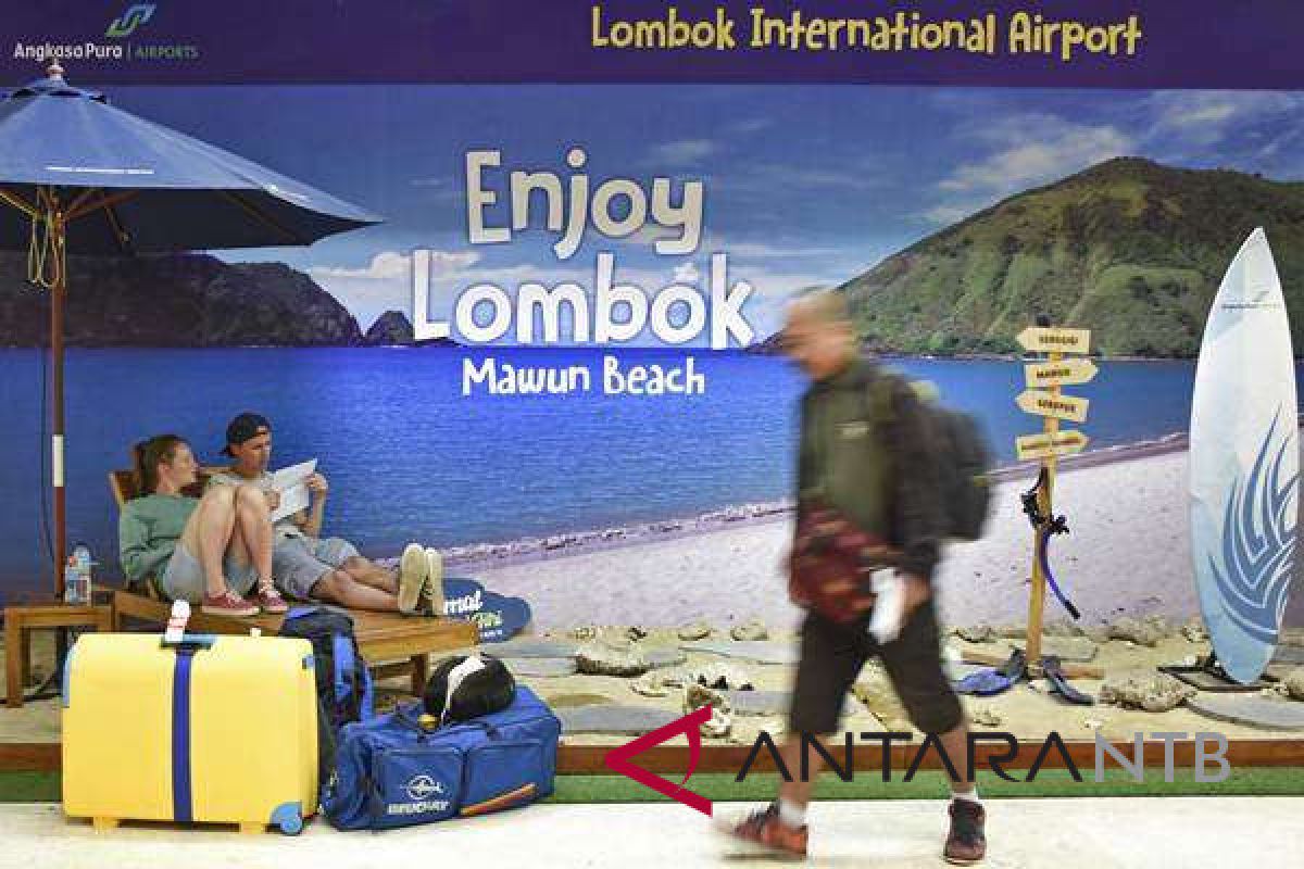 Bandara Lombok tetap beroperasi pascaerupsi Gunung Agung