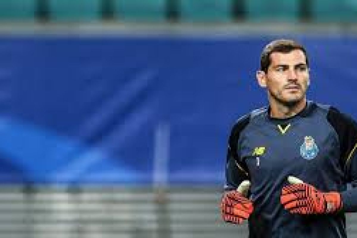 Casillas akan kawal tropi Piala Dunia