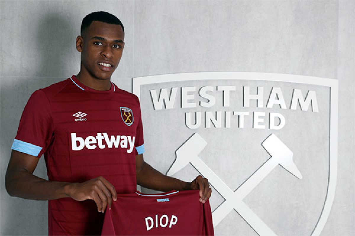 West Ham pecahkan rekor transfer klub rekrut Diop