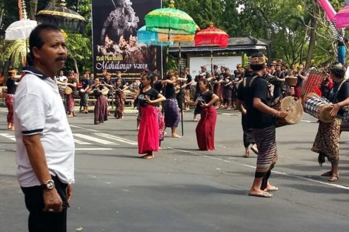 Presiden lepas anak panah di pawai PKB