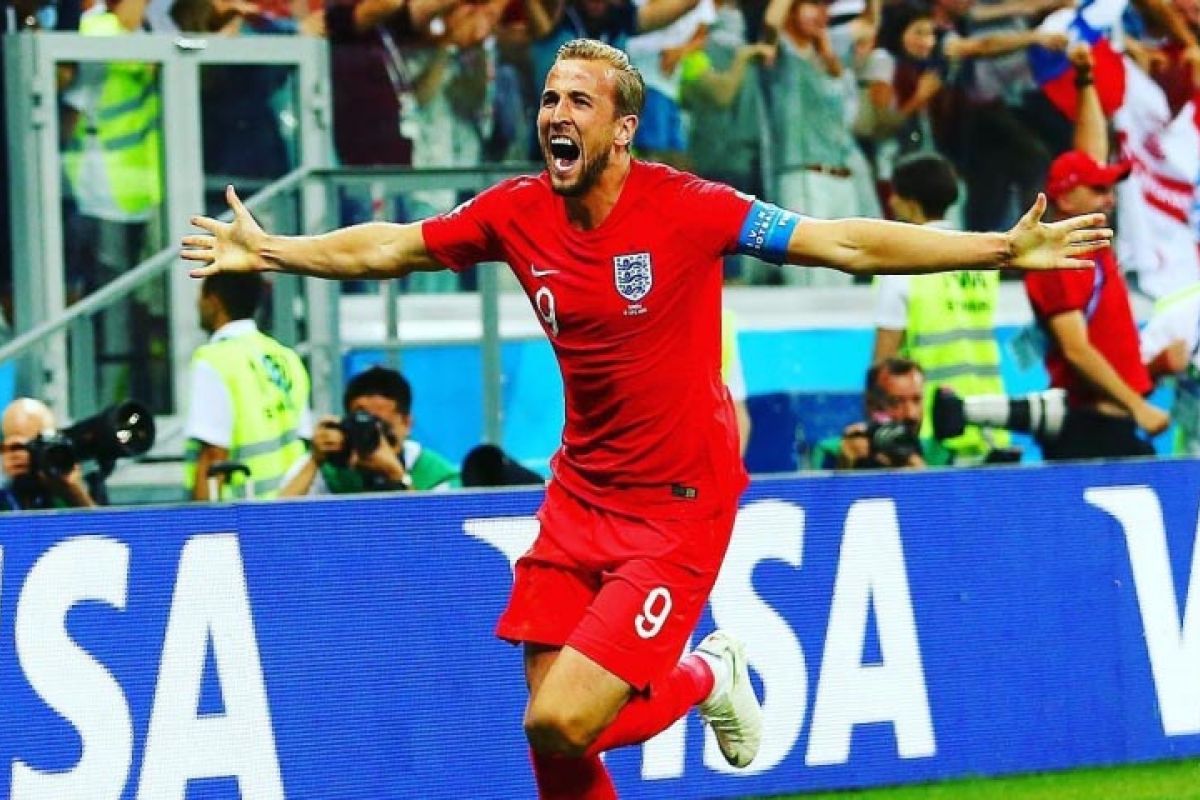 Inggris tundukkan Tunisia Kane cetak dua gol