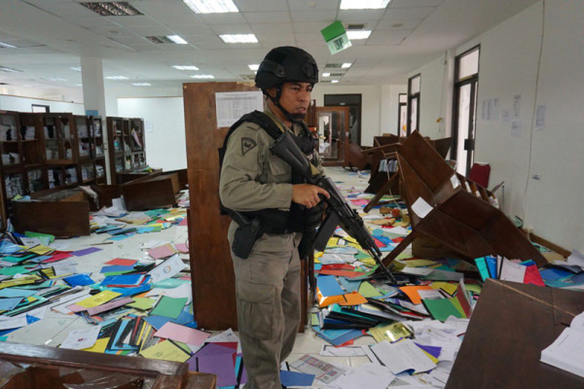 Bupati Jayawijaya tahan gaji guru di 12 sekolah