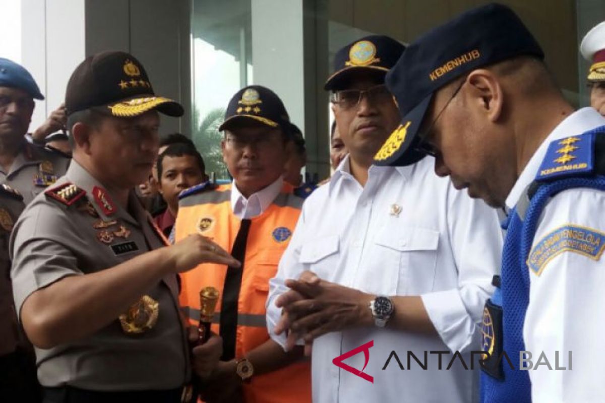 Kapolri, Panglima TNI, menteri bahas persiapan jelang Lebaran