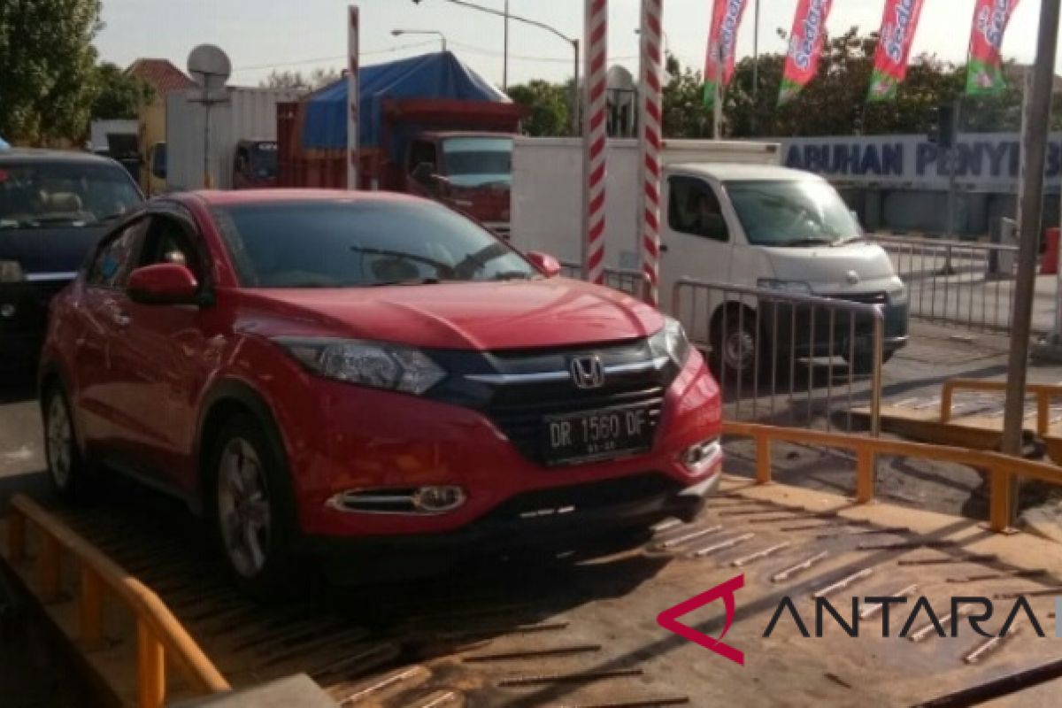 Pemudik mulai padati Pelabuhan Gilimanuk Jembrana