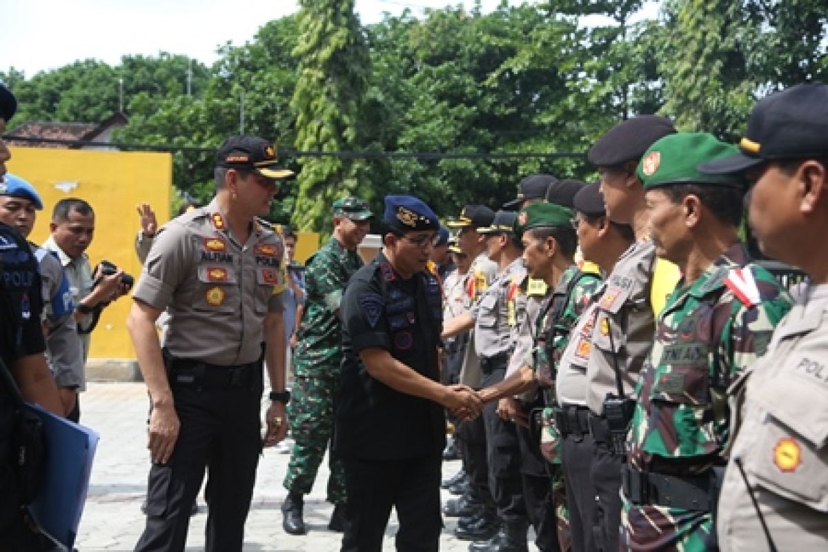 Kapolda Jatim Pantau Daerah Rawan Pilkada di Probolinggo