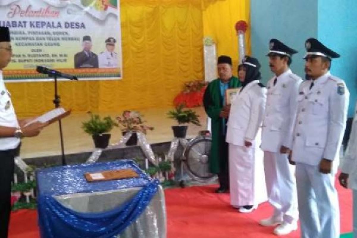 Lantik 5 Penjabat Kades, Rudyanto Minta Gesa Pekerjaan