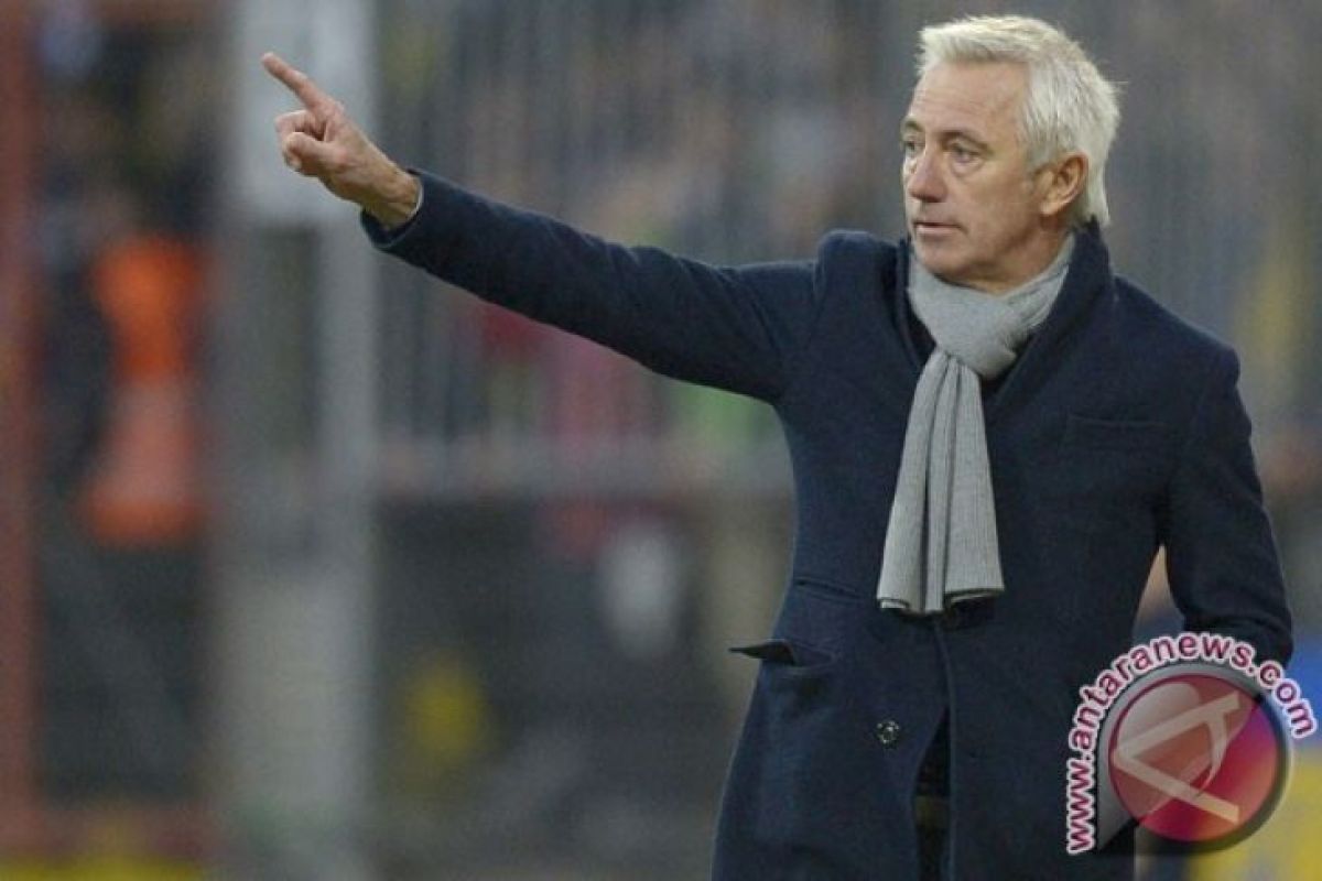 Ini target tunggal Van Marwijk loloskan UEA ke Piala Dunia 2022