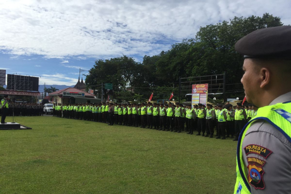 Polisi Padang pastikan tak terlibat politik praktis