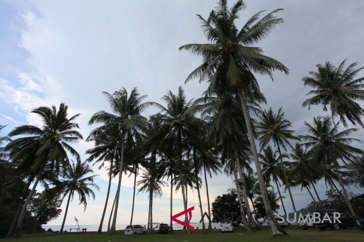 Pantai Dulanga Ramai Dijadikan Tempat Berswafoto