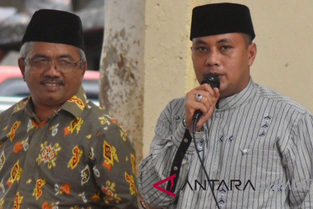 Andar-Hariro menang mutlak lawan kotak kosong