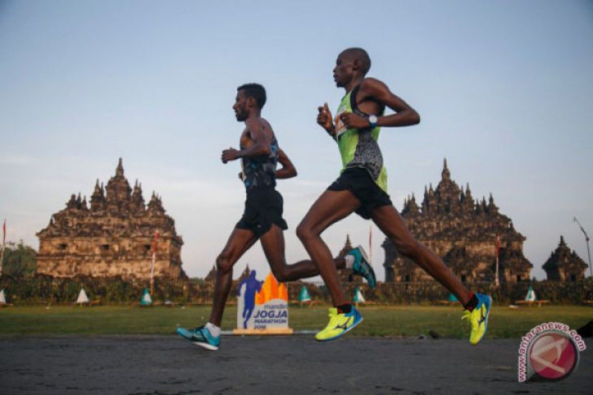 Pelari top mengabaikan polusi dan pandemi di Delhi Half Marathon