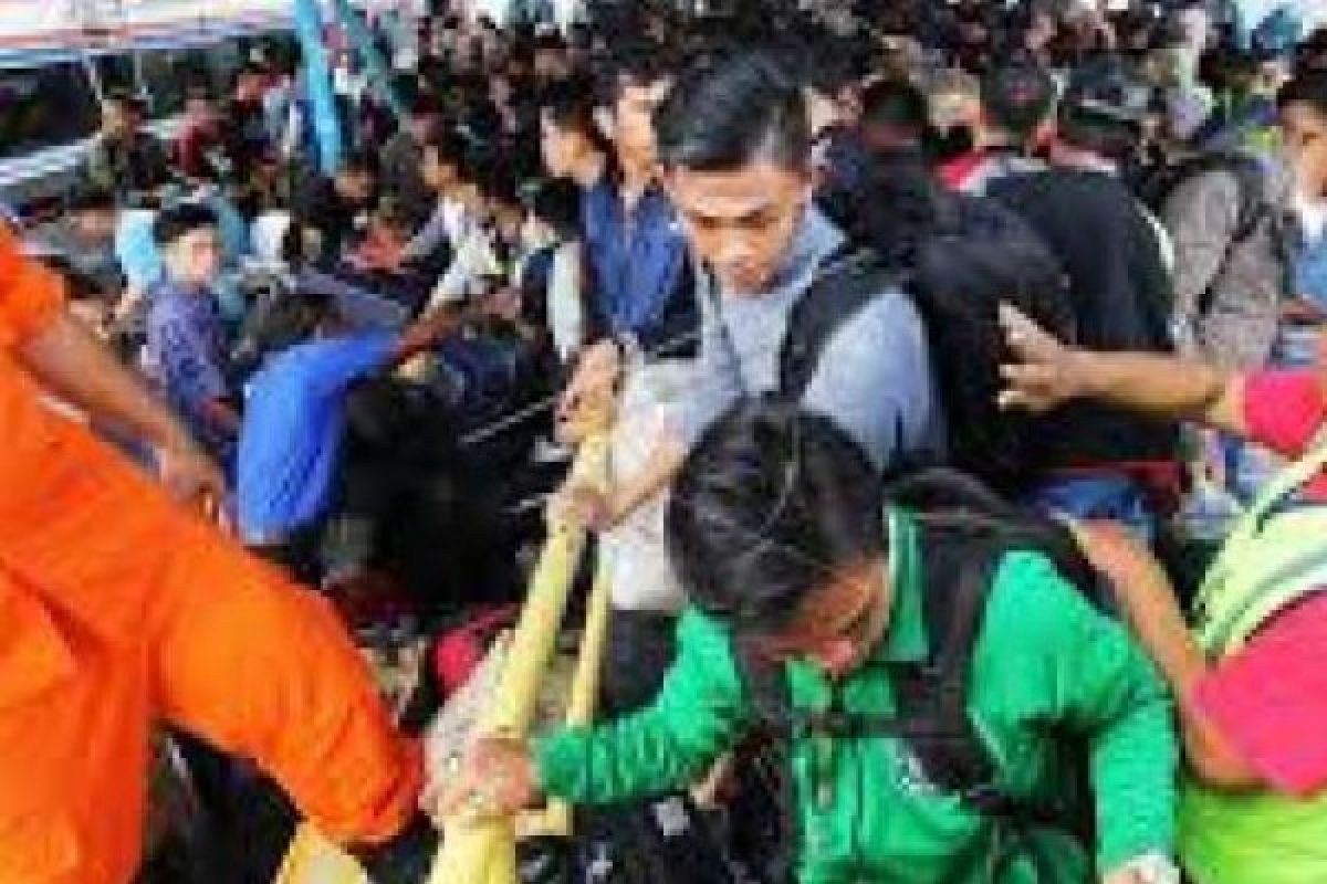 Pemudik di Pelabuhan Dumai Naik Drastis