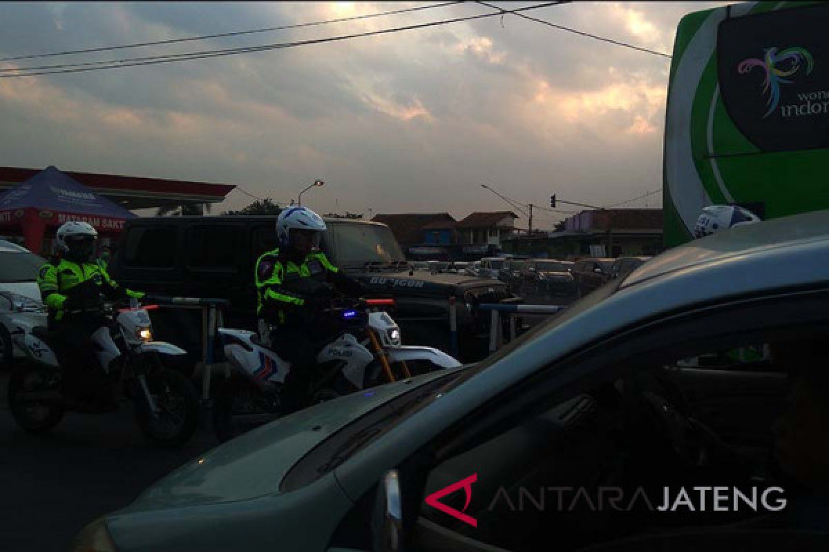 Arus kendaraan di Jalan Ajibarang-Brebes meningkat (VIDEO)