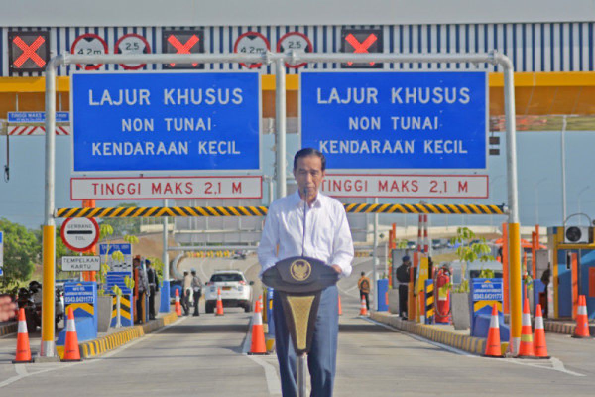 Jokowi optimistic Trans Java toll road fully completed in 2019