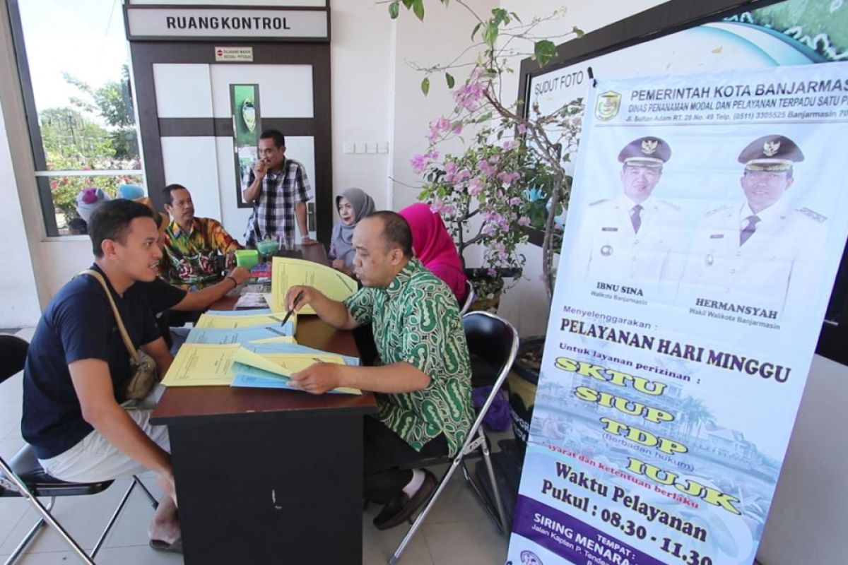 Pemkot Banjarmasin selesaikan izin investasi satu hari